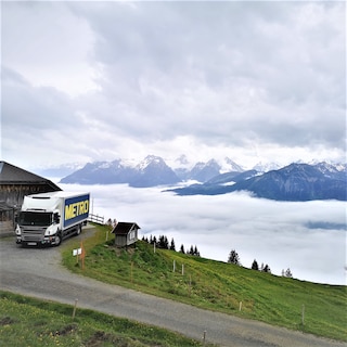Über den Wolken - Anlieferung von Lebensmitteln in den Bergen